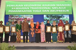 Pemerintah Aceh Raih Tiga Penghargaan dari Kementerian Kesehatan