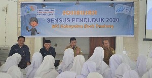 BPS Aceh Tamiang Sosialisasi Sensus Penduduk Online di Dua Sekolah