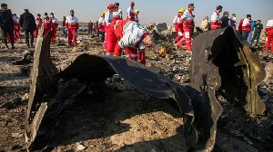 Intelijen Kanada: Pesawat Ukraina Jatuh Bukan Ditembak Rudal
