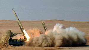 Targetkan AS, Respon Dunia Paska Iran Menembakkan Rudal ke Irak