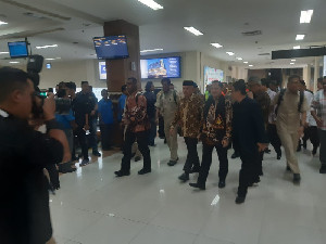 Lebih Awal dari Presiden Jokowi, Mendagri Tito Karnavian Tiba di Aceh