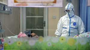 Puncak Pandemi Corona di Indonesia Bisa Lebih Lama dari Prediksi Awal