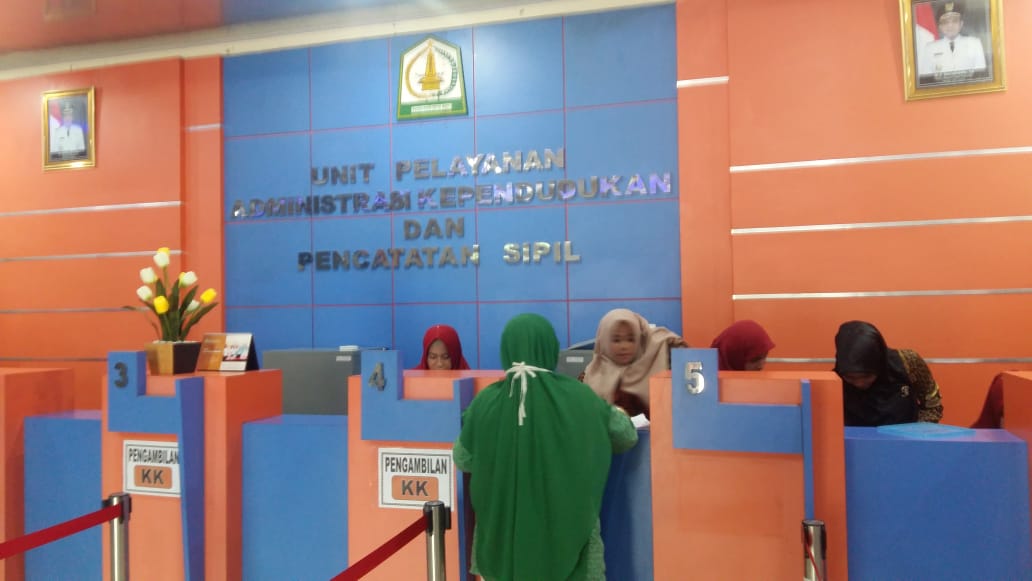 Disdukcapil Aceh Tamiang Imbau Warga Ambil KTP Elektronik