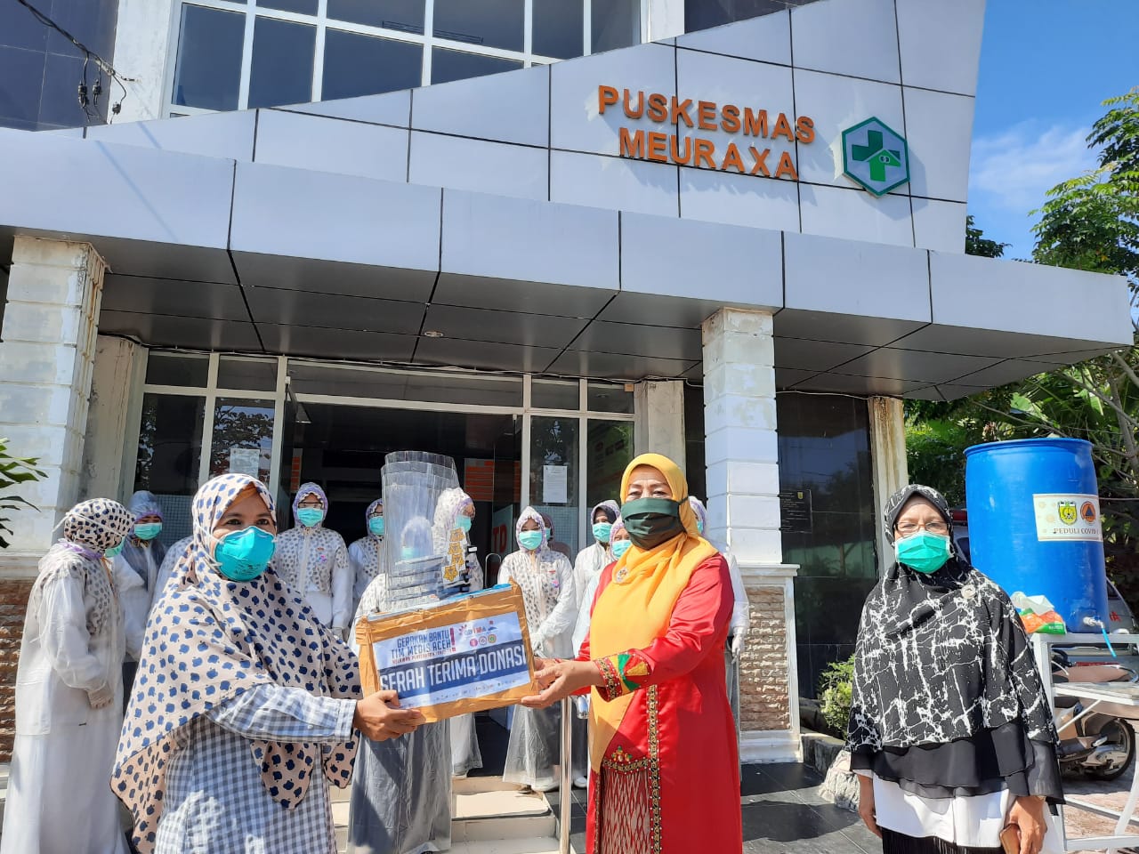 Cegah Penyebaran Covid-19, Ketua Dekranasda Banda Aceh Gelar Aksi Sosial