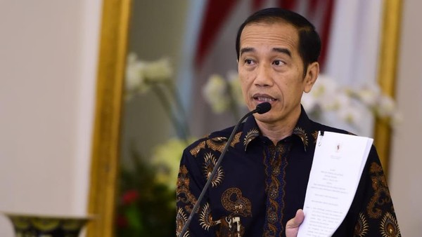 Presiden Jokowi Minta Tes Swab dan Rapid Test Dipercepat