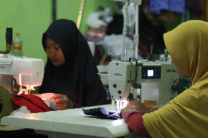 Unsyiah Produksi APD dan Masker untuk Masyarakat