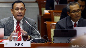 KPK Terbitkan SE Penggunaan DTKS untuk Salurkan Bansos