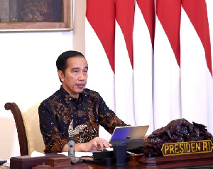 Jokowi: Pelonggaran PSBB Jangan Tergesa-gesa