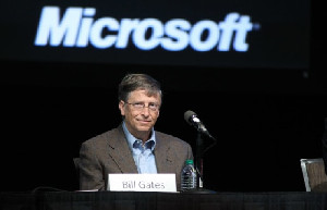 Bill Gates Tanam Chip di Vaksin Corona, Survei: Banyak Orang AS Percaya