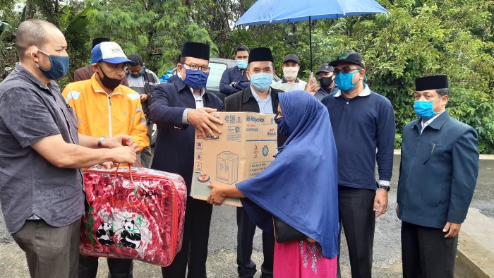 Kemenag Aceh Salurkan Bantuan untuk Korban Banjir di Aceh Tengah