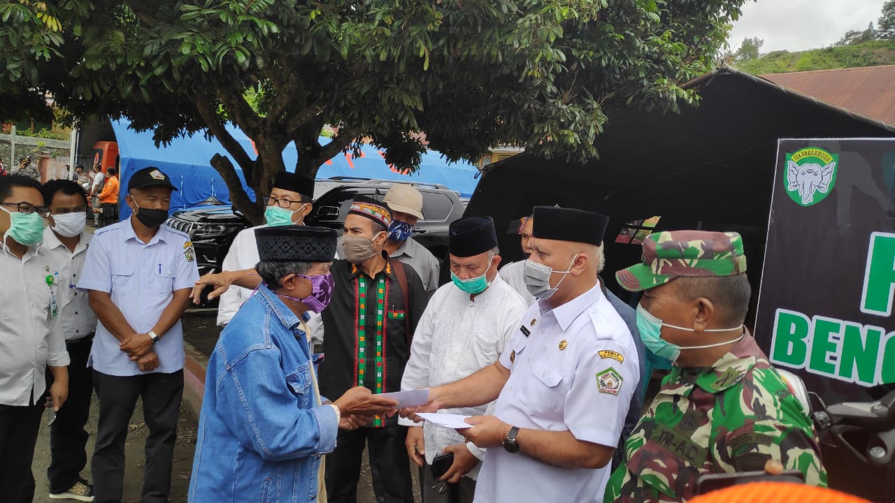 Musara Gayo dan PP TIM Jakarta Serahkan Bantuan Banjir dan Kebakaran Aceh Tengah