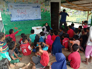 Kagama Aceh Serahkan Bantuan Covid-19 sebanyak 814 Paket