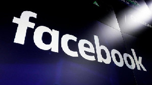 Facebook Hapus Iklan Kampanye Trump dengan Simbol Nazi