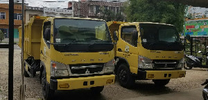 Tingkatkan Pelayanan Kebersihan, DLH Aceh Tamiang Tambah Dua Mobil Pengangkut Sampah