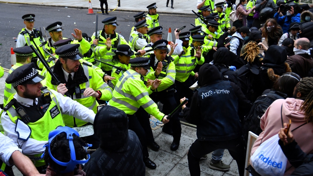 Demo Anti Rasisme terjadi Di Inggris