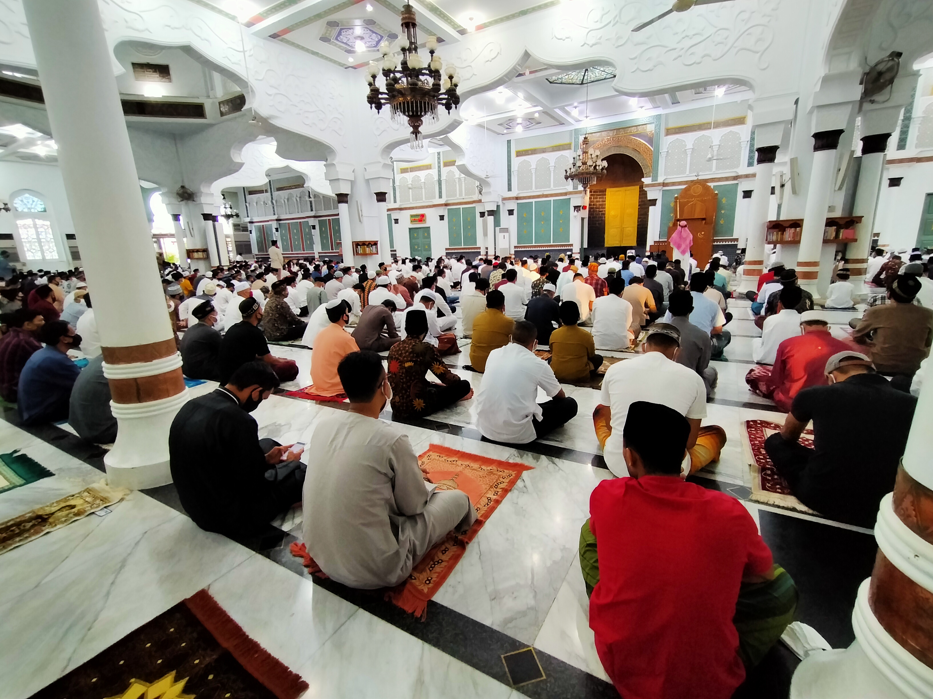 Masjid Raya Baiturrahman Gelar Salat Idul Adha dengan Protokol Kesehatan