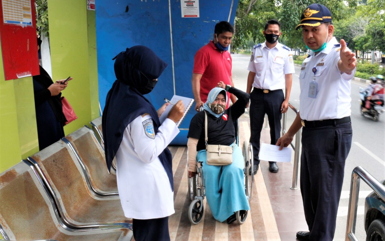 Dishub Banda Aceh Perbaiki Sejumlah Prasarana Halte Trans Koetaradja