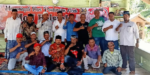 Peringati Perdamaian Aceh, KPA dan PA Batee Iliek Gelar Doa Bersama Anak Yatim di Bireuen
