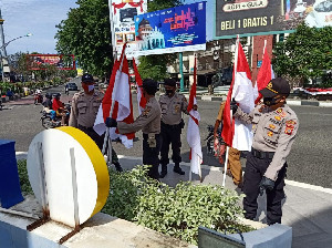 Forkopimcam Kuta Alam Kibarkan 102 Lembar Bendera Merah Putih di Pusat Kota Banda Aceh