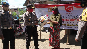 Peringati HUT RI Ke 75, Polresta Banda Aceh Bagikan Bansos Serentak