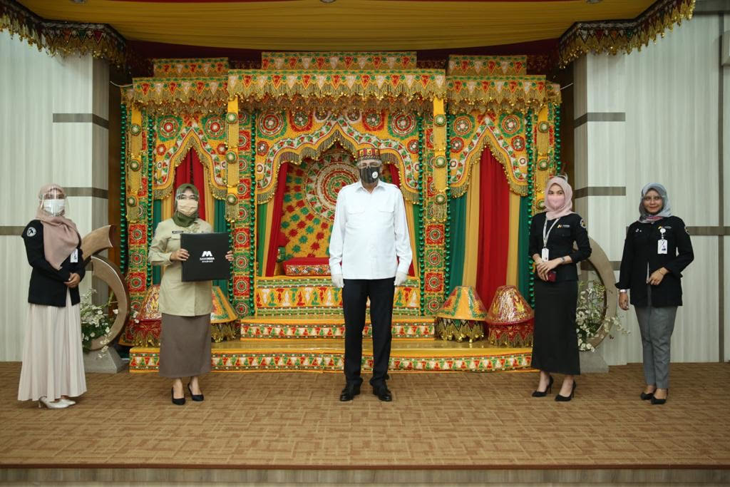 Plt Gubernur Terima Kunjungan Pimpinan Cabang Bank Mega Syariah Aceh