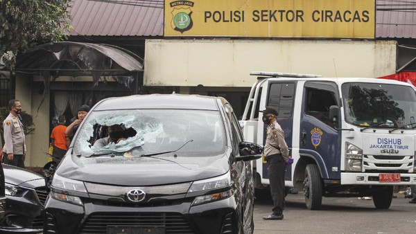 POM Periksa 6 Oknum TNI Penyerang Polsek Ciracas, Puluhan Lainnya Dicari