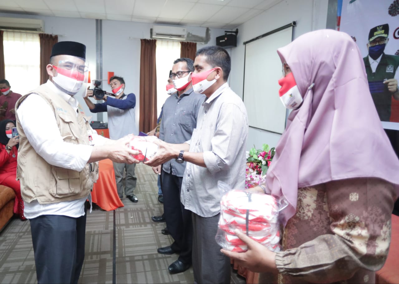 Disdik Aceh Salurkan Masker Vokasi Merah Putih ke Seluruh SMK