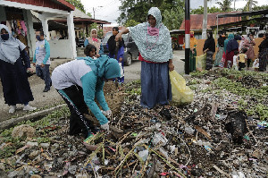 Peringati World Clean Up Day, DLHK3 Banda Aceh Ajak Warga Pilah Sampah