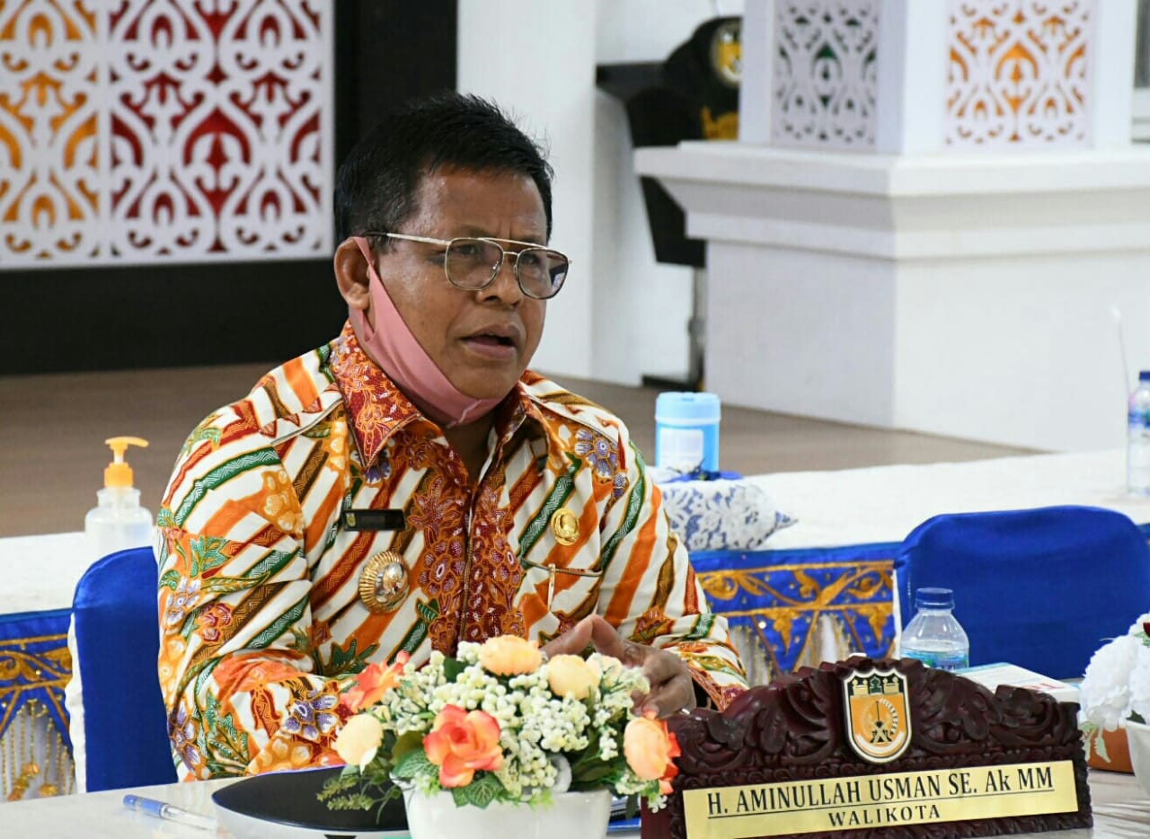 Wali Kota Banda Aceh Aminullah Usman Sosialisasi Perwal 51 Tahun 2020 Lewat Radio