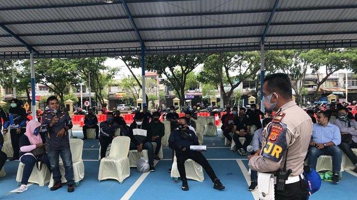 Dalam Rangka Sumpah Pemuda Ditlantas Polda Aceh Gelar Safety Riding