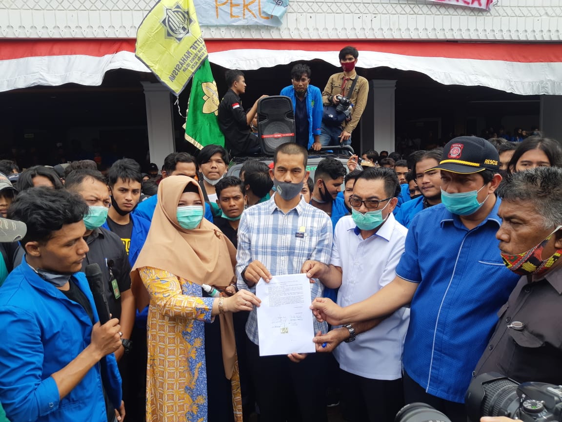 Empat Anggota DPR Aceh Nyatakan Tolak Pemberlakuan UU Cipta Kerja