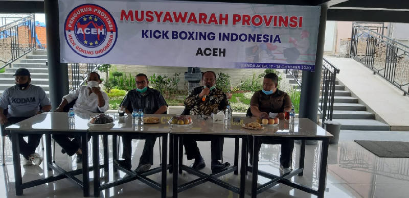 Ali Basrah Terima Mandat Jadi Ketua Kick Boxing Indonesia Aceh