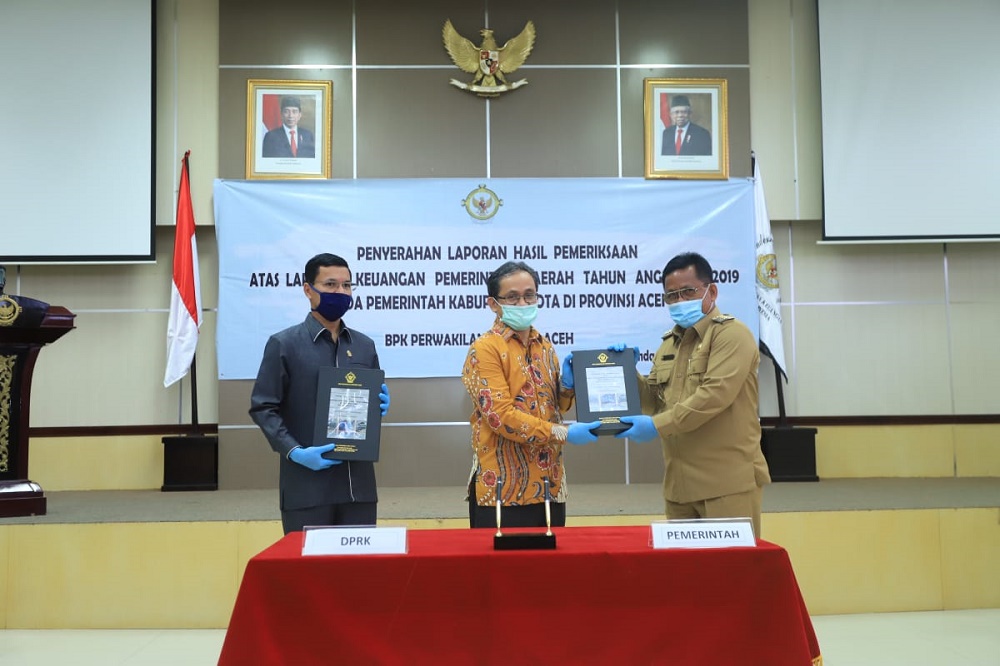 Hebat, Pemko Banda Aceh Raih 12 WTP dari BPK, Menkeu Kasih Penghargaan