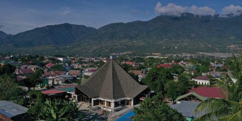 Gubernur Nova Milad ke 57, Syukuri dengan Resmikan Masjid Masyarakat Aceh untuk Palu