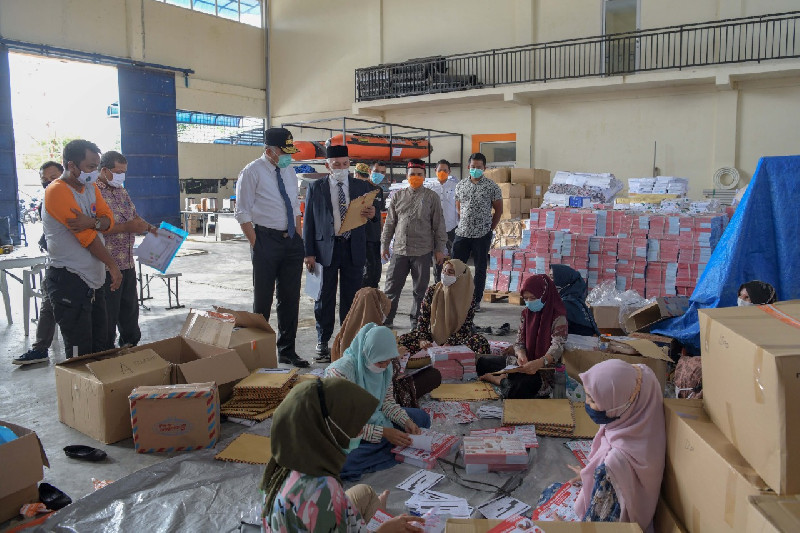 Gubernur Aceh Tinjau Kesiapan Logistik Gemas di BPBA