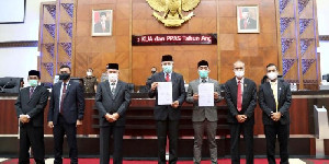 Pemerintah Aceh bersama DPRA Teken KUA-PPAS 2021