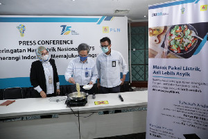 PLN Luncurkan Gerakan Konversi 1 Juta Kompor Elpiji ke Kompor Induksi