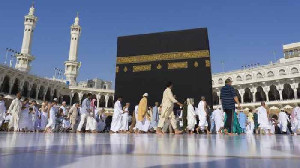 Kebijakan Arab Saudi  Kembali Tutup Jemaah Asal RI Untuk Umrah