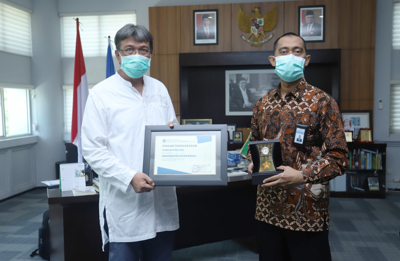 Unsyiah Raih Penghargaan Keuangan Terbaik Dari DJPB Provinsi Aceh