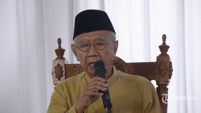 Beredar di Sosmed, Gus Sholah Sebut Habib Rizieq Yakinkan Abu Bakar tentang Pancasila