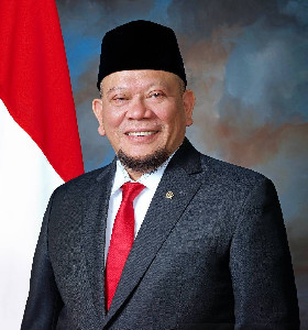 Pinta Ketua DPD, Para Senator Asal Aceh Bantu Korban Banjir di Aceh
