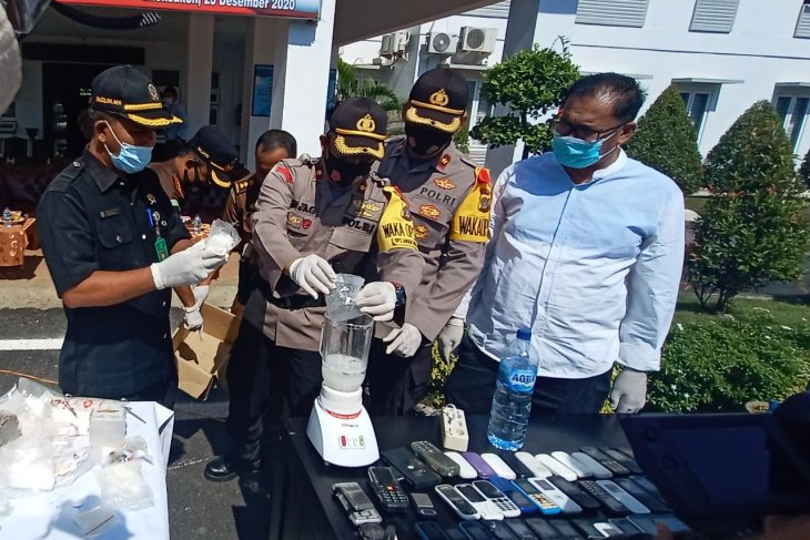Blender dan Bakar Barang Bukti, Kejari Aceh Utara Kembali Musnahkan Narkotika