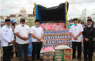 Pemkab Pidie Jaya Salurkan Bantuan Korban Banjir di Aceh Utara dan Aceh Timur