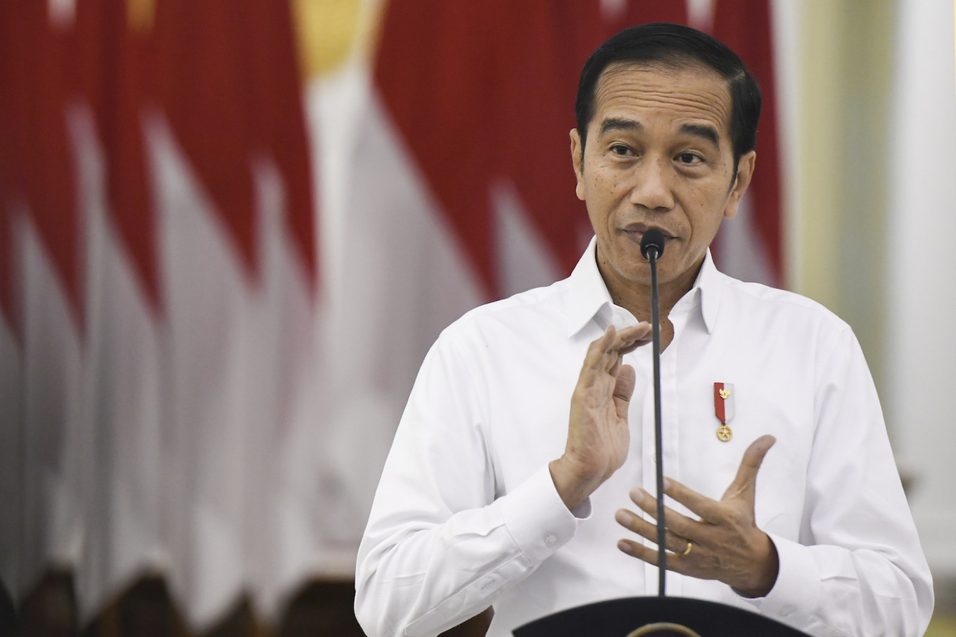 Jokowi Minta Masyarakat Agar Bersedia Divaksin