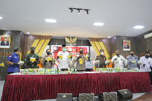 Kasdam IM Hadiri Press Conference Ungkap Jaringan Peredaran Narkotika di Polda Aceh
