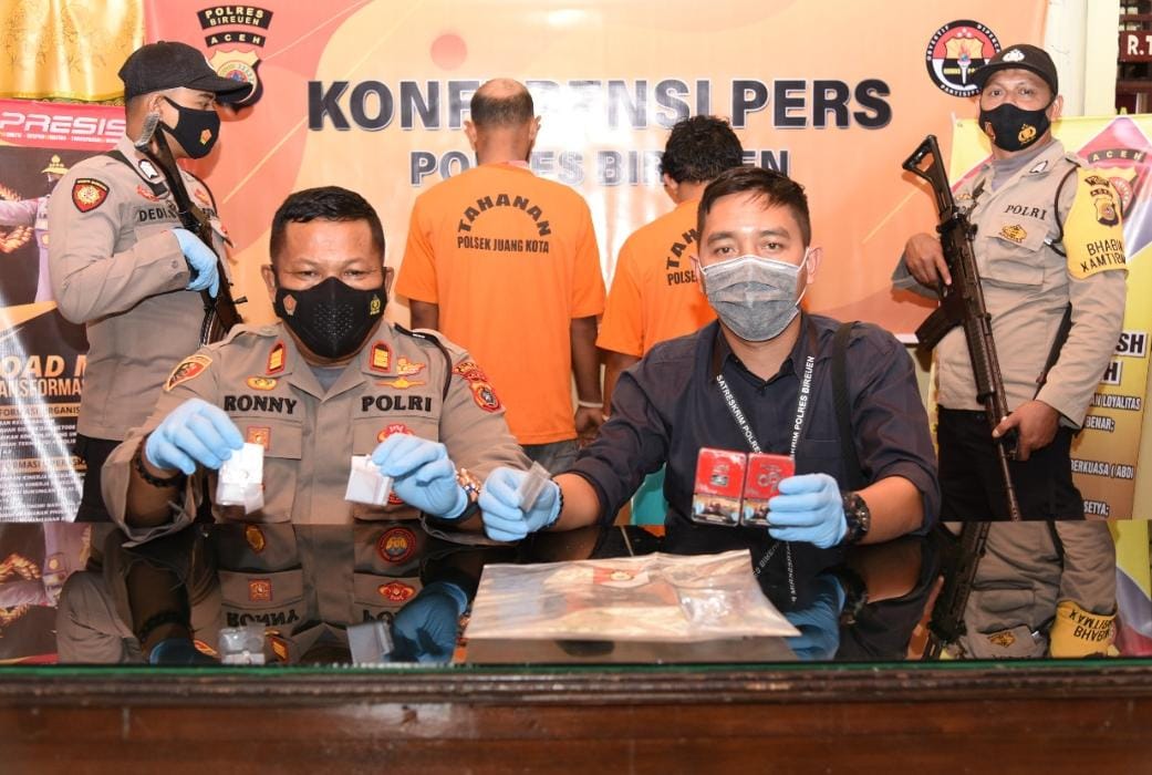 Diwarnai Letusan Senjata, Polisi Tangkap Dua Orang Pemilik Sabu