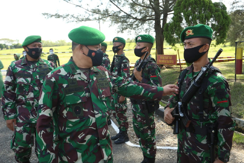 Kapoksahli Pangdam IM. Ingatkan Jaga Kesehatan Saat Kunker ke Mayonif 117/KY