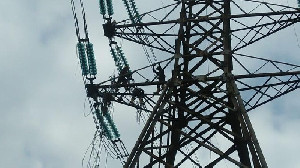 Penjelasan PLN Terkait  Alasan Susut Jaringan Listrik Tinggi