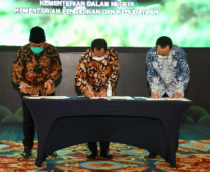 Kemendagri, Kemendikbud dan Kemendes PDTT Tandatangani Nota Kesepahaman