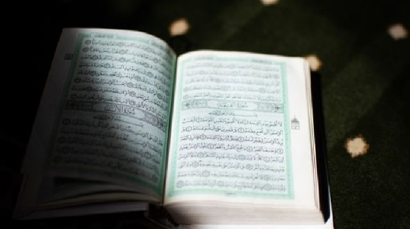 Tokoh Muslim ini mengajukan petisi di Mahkamah Agung Untuk Hapus 26 Ayat Alquran